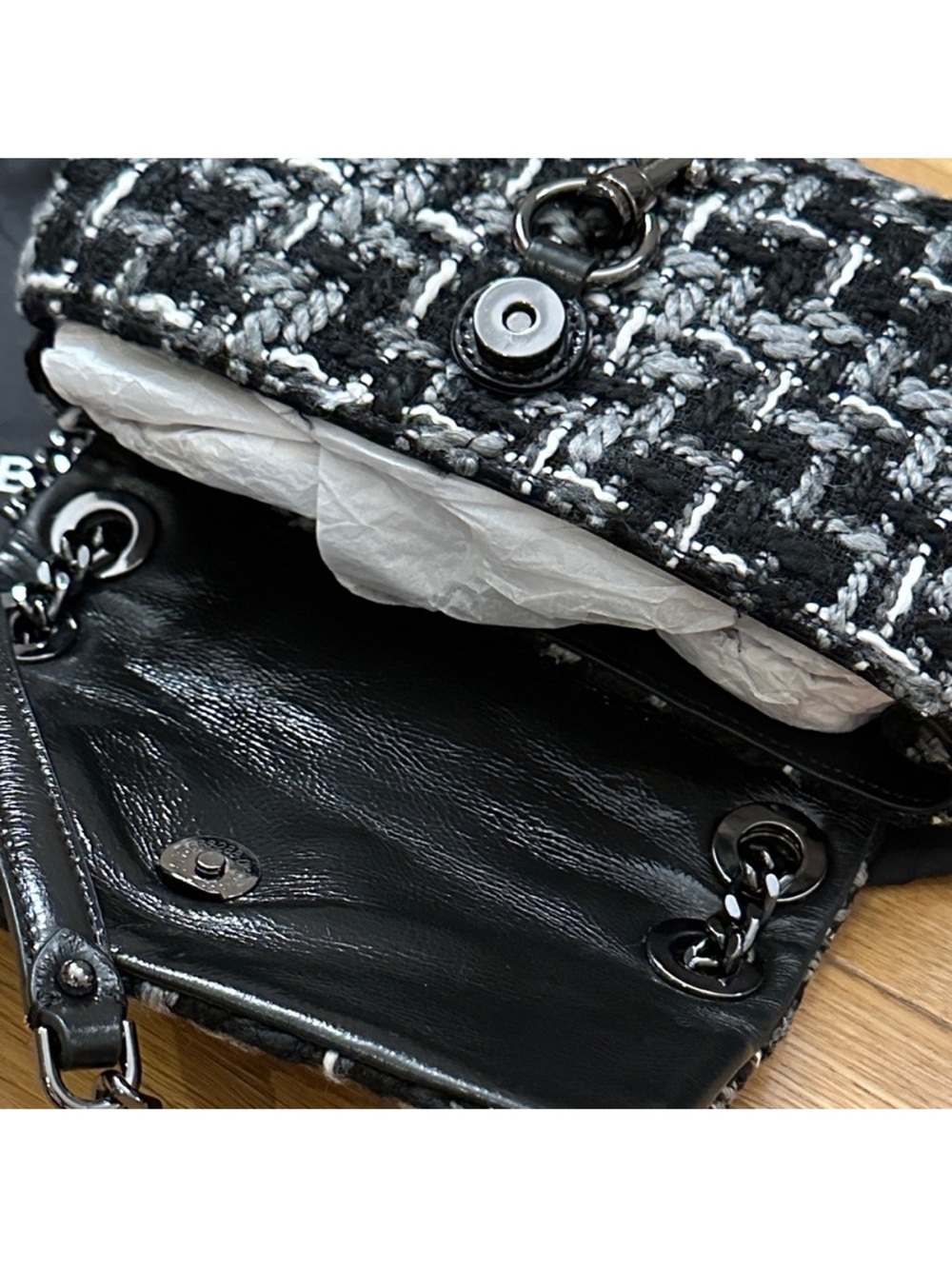 Rebecca Minkoff Edie tweed shoulder bag black and white - Picture 4 of 5